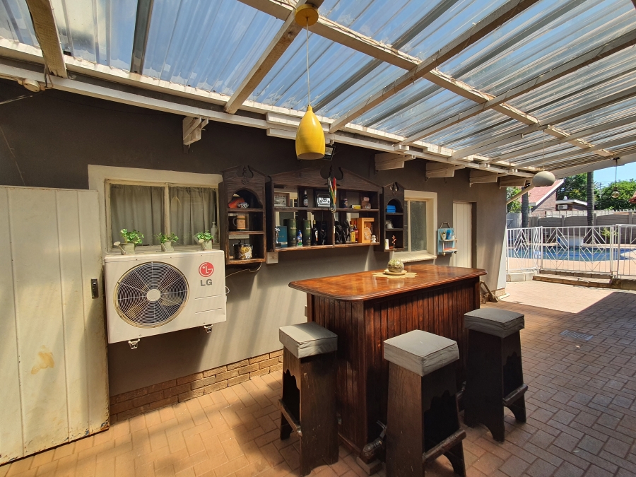 5 Bedroom Property for Sale in Silverton Gauteng