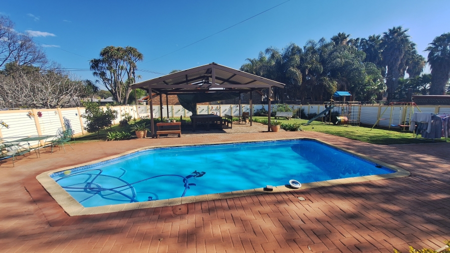 4 Bedroom Property for Sale in Mayville Gauteng