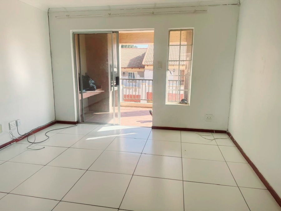 To Let 3 Bedroom Property for Rent in Noordwyk Gauteng