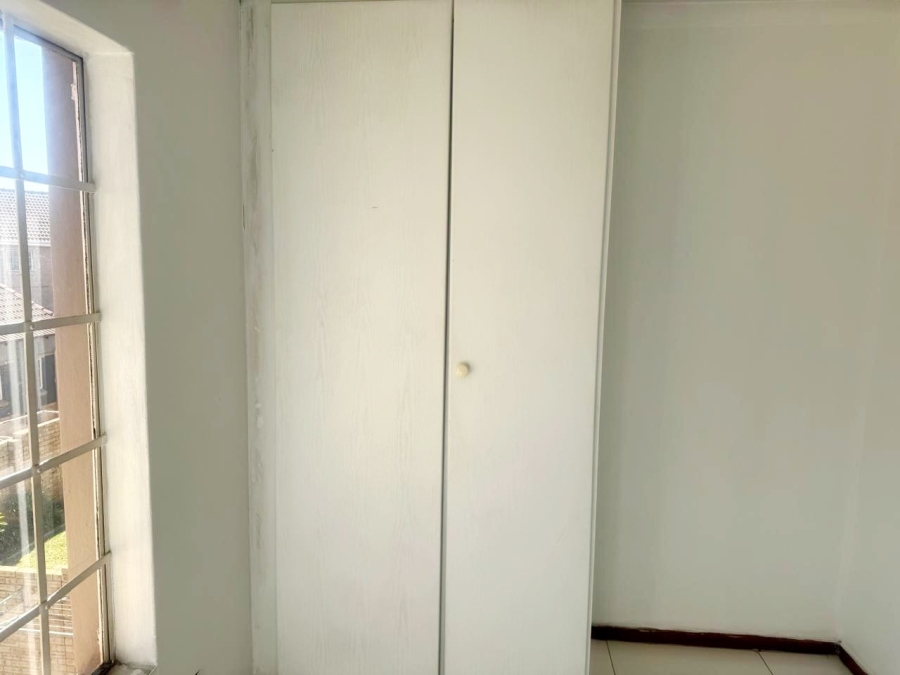 To Let 3 Bedroom Property for Rent in Noordwyk Gauteng