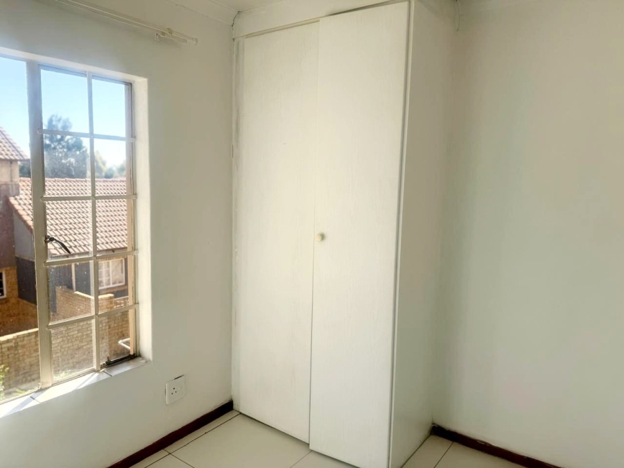 To Let 3 Bedroom Property for Rent in Noordwyk Gauteng
