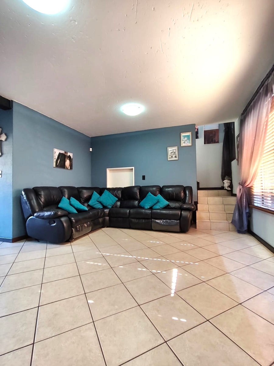 3 Bedroom Property for Sale in Florentia Gauteng