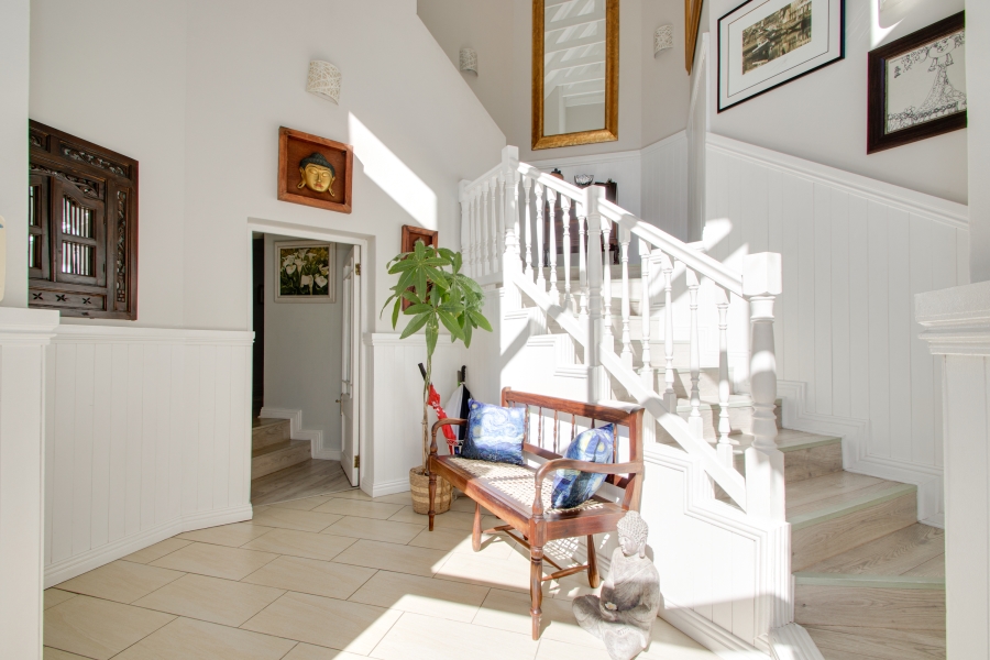 5 Bedroom Property for Sale in Fourways Gardens Gauteng
