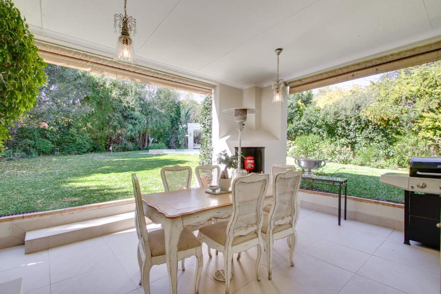 5 Bedroom Property for Sale in Fourways Gardens Gauteng