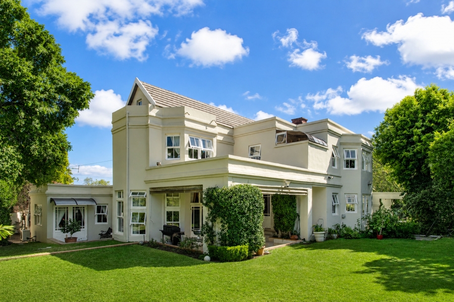 5 Bedroom Property for Sale in Fourways Gardens Gauteng