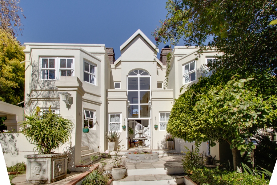 5 Bedroom Property for Sale in Fourways Gardens Gauteng