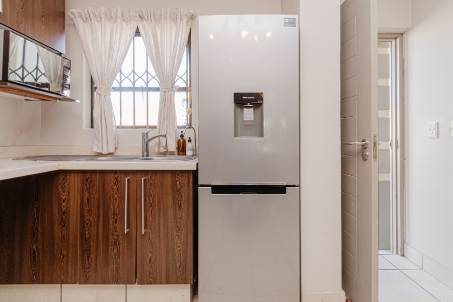 2 Bedroom Property for Sale in Lonehill Gauteng