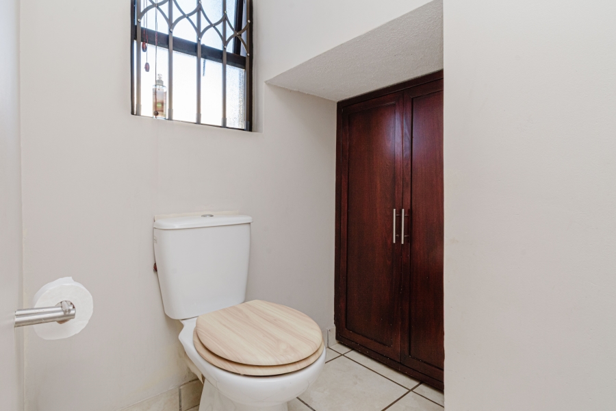 2 Bedroom Property for Sale in Lonehill Gauteng