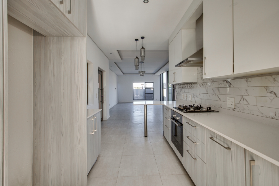 4 Bedroom Property for Sale in Craigavon Gauteng