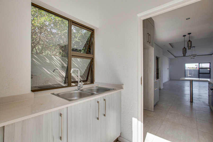 4 Bedroom Property for Sale in Craigavon Gauteng