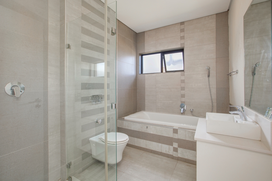 4 Bedroom Property for Sale in Craigavon Gauteng