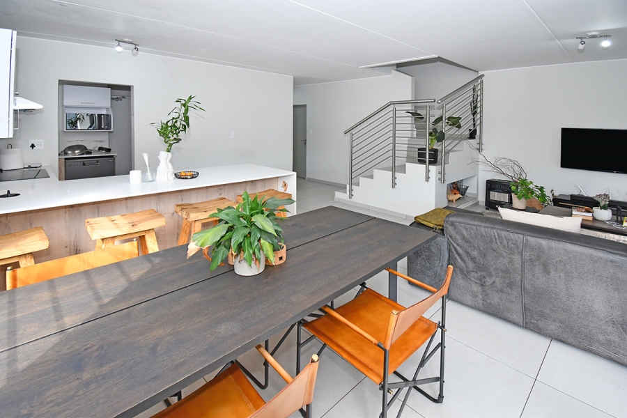 3 Bedroom Property for Sale in Broadacres Gauteng