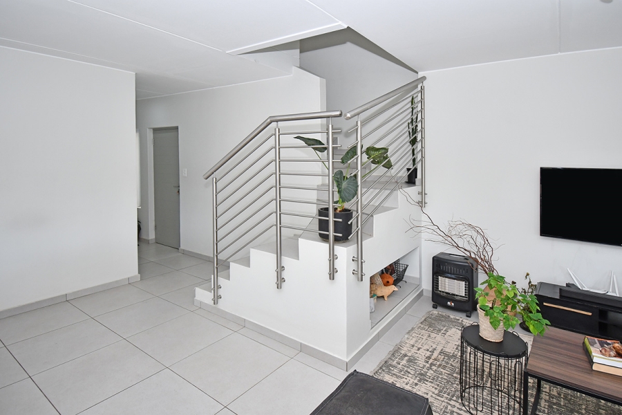 3 Bedroom Property for Sale in Broadacres Gauteng