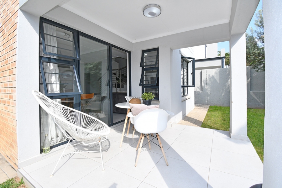 3 Bedroom Property for Sale in Broadacres Gauteng