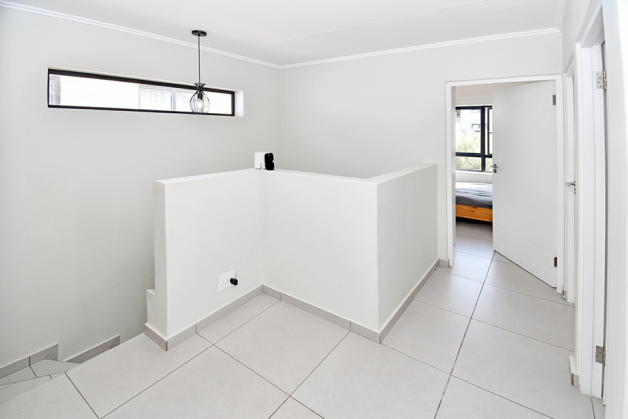 3 Bedroom Property for Sale in Broadacres Gauteng