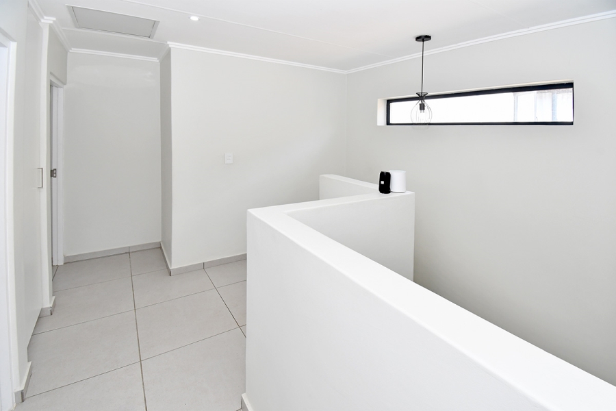 3 Bedroom Property for Sale in Broadacres Gauteng