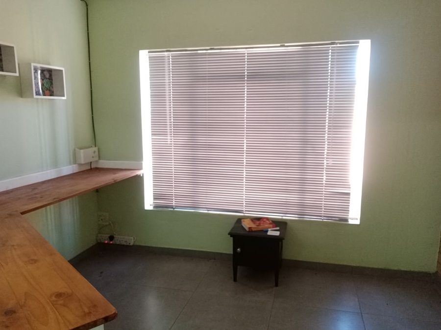 3 Bedroom Property for Sale in Bekkersdal Gauteng
