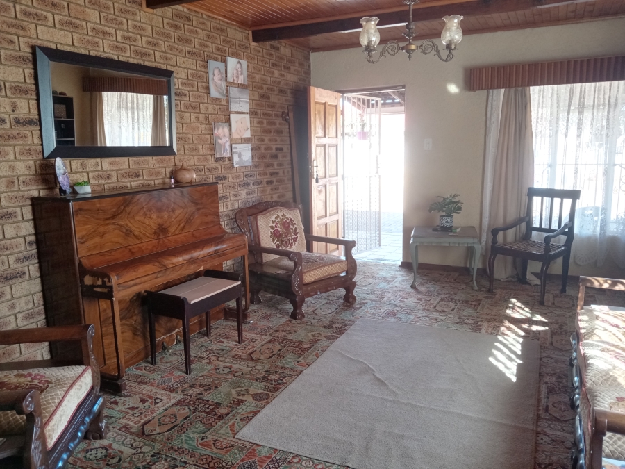 3 Bedroom Property for Sale in Bekkersdal Gauteng