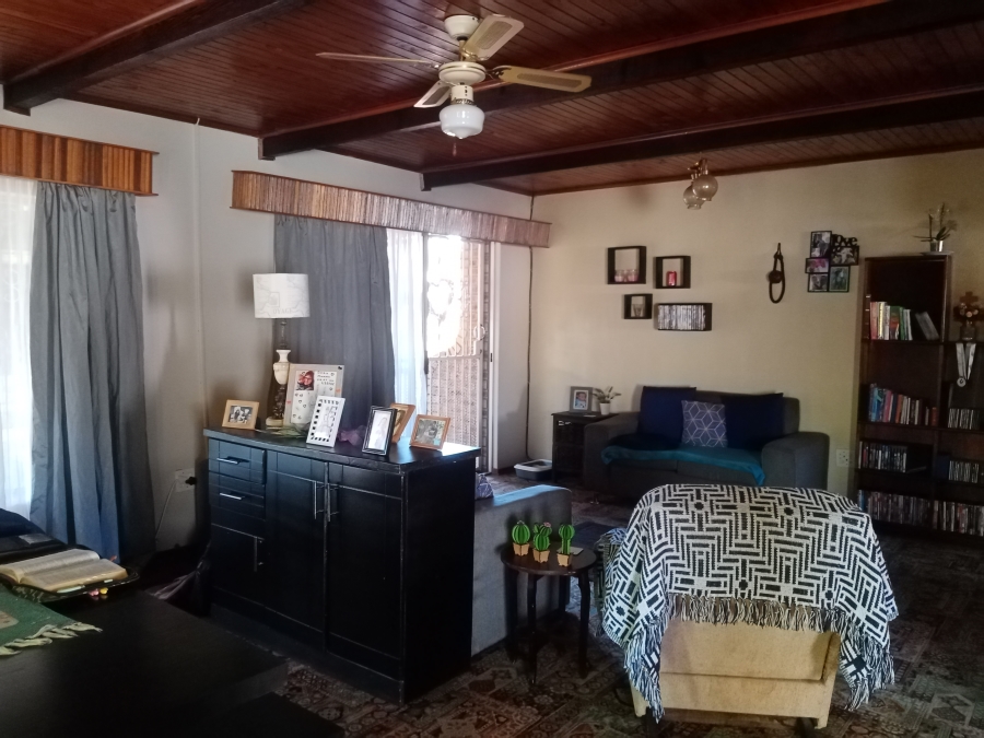 3 Bedroom Property for Sale in Bekkersdal Gauteng