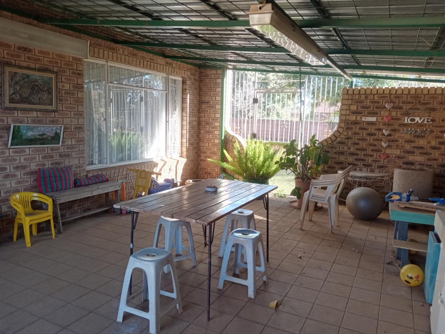 3 Bedroom Property for Sale in Bekkersdal Gauteng