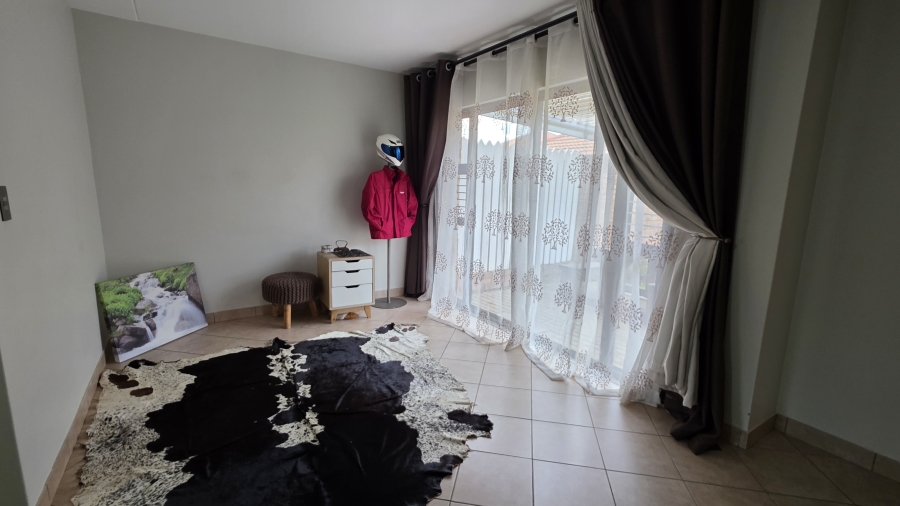 2 Bedroom Property for Sale in Hazeldean Gauteng