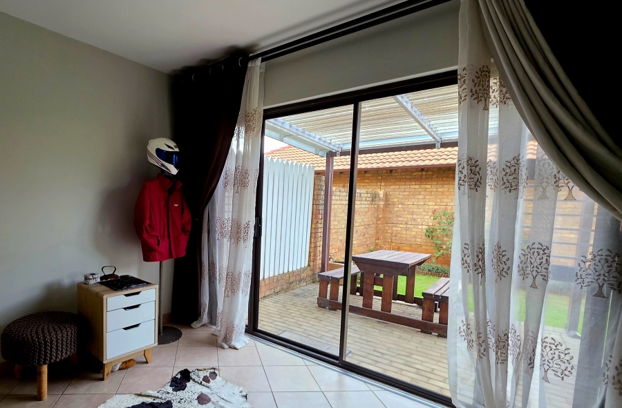 2 Bedroom Property for Sale in Hazeldean Gauteng