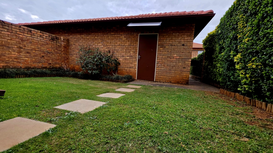 2 Bedroom Property for Sale in Hazeldean Gauteng
