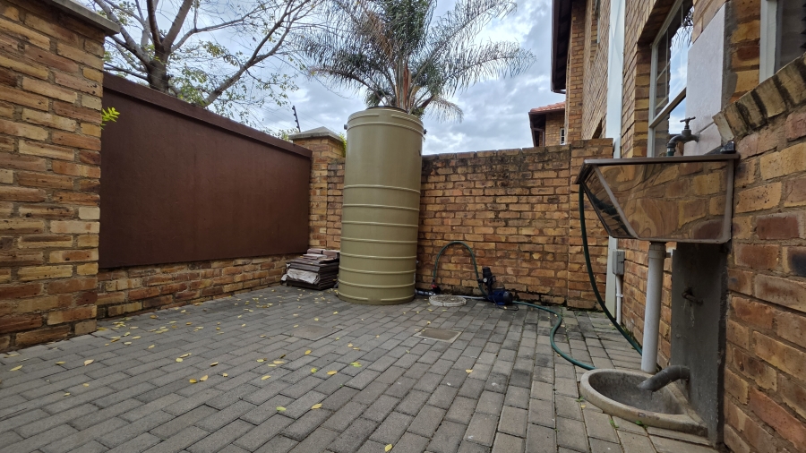 2 Bedroom Property for Sale in Hazeldean Gauteng