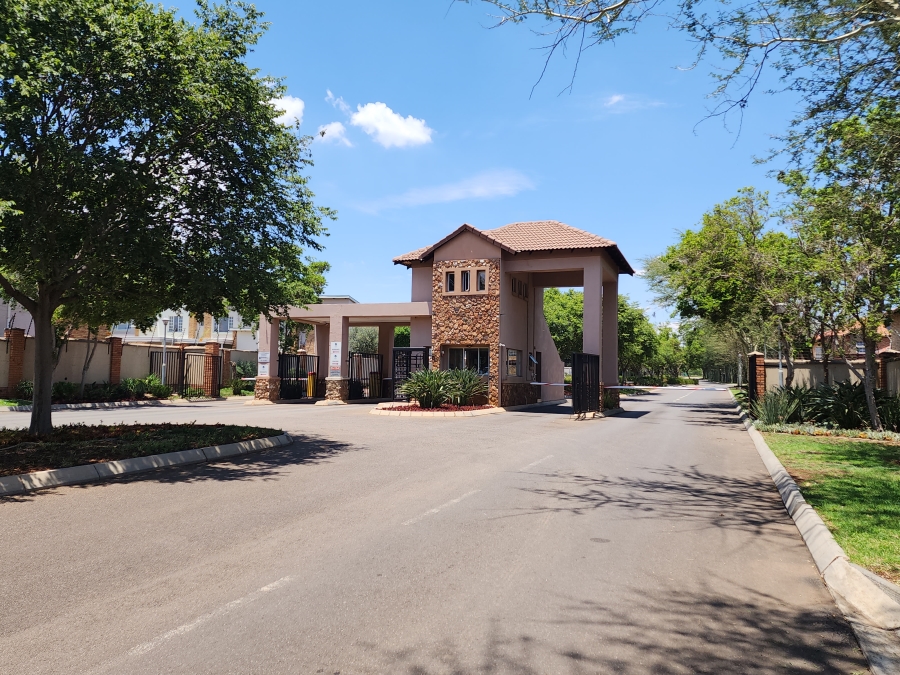 2 Bedroom Property for Sale in Hazeldean Gauteng