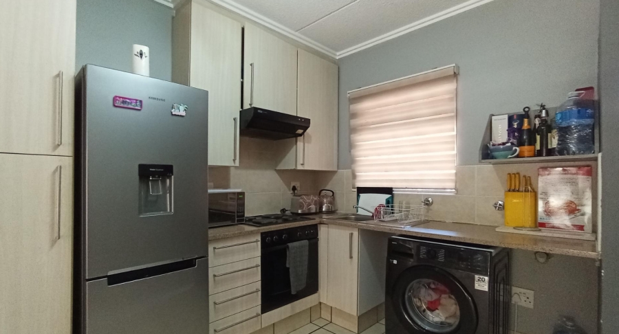 1 Bedroom Property for Sale in Beverley Gauteng
