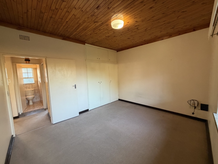 3 Bedroom Property for Sale in Queenswood Gauteng