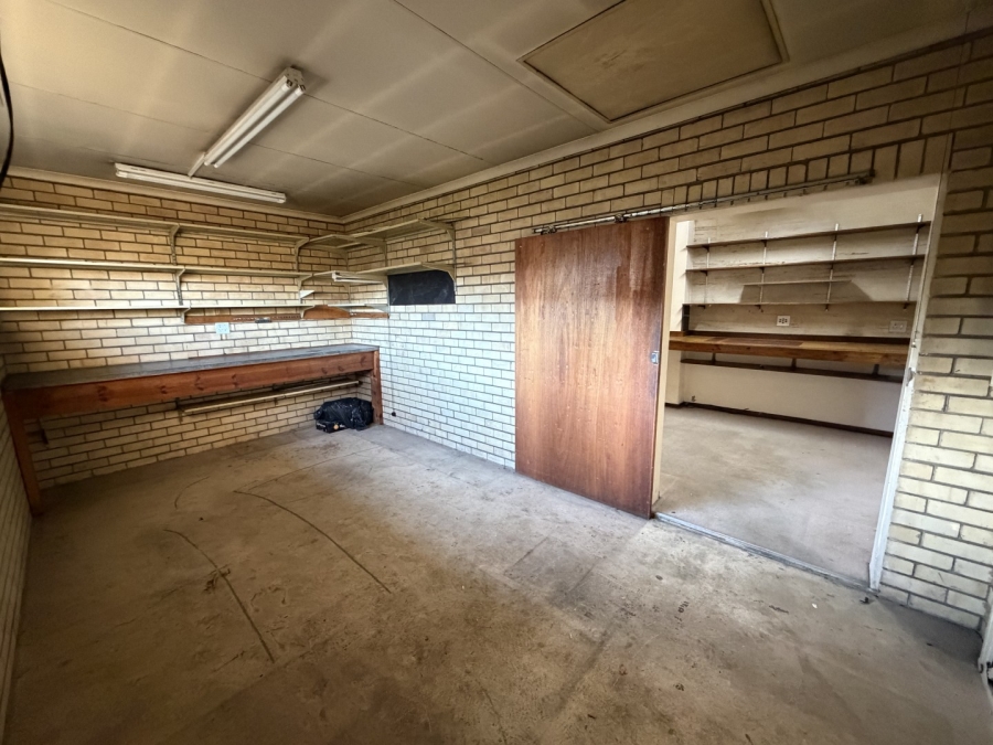 3 Bedroom Property for Sale in Queenswood Gauteng