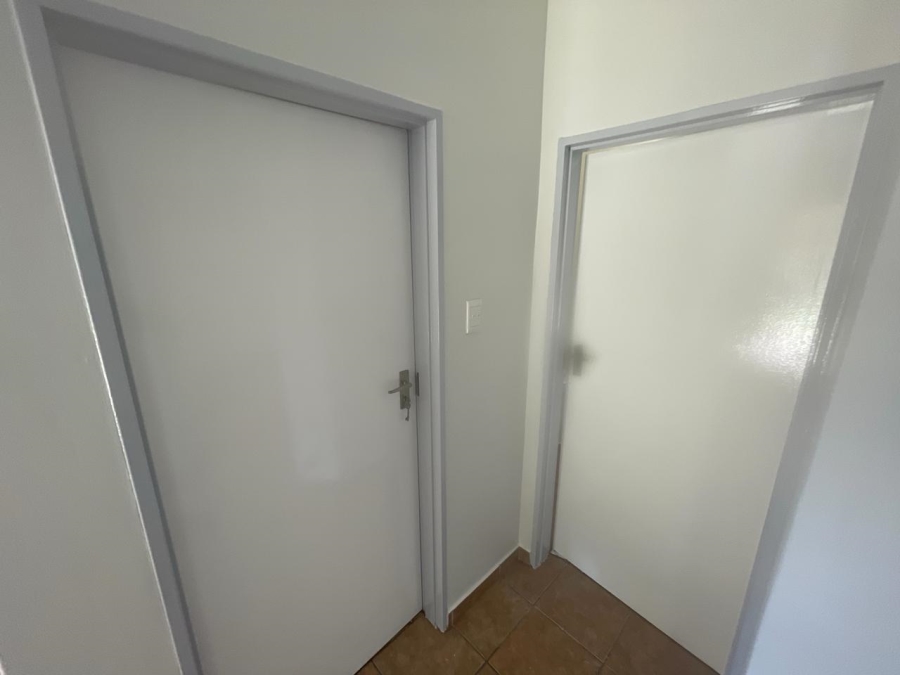 To Let 2 Bedroom Property for Rent in Rietfontein Gauteng