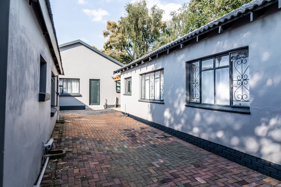 4 Bedroom Property for Sale in Rietfontein Gauteng