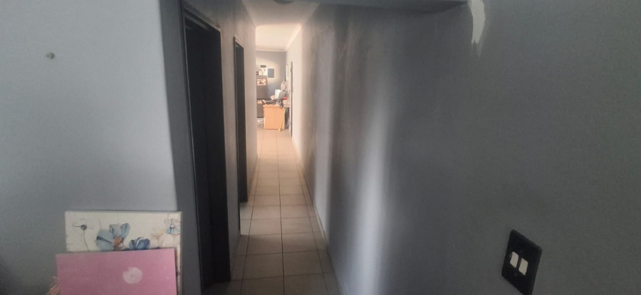 4 Bedroom Property for Sale in Rietfontein Gauteng