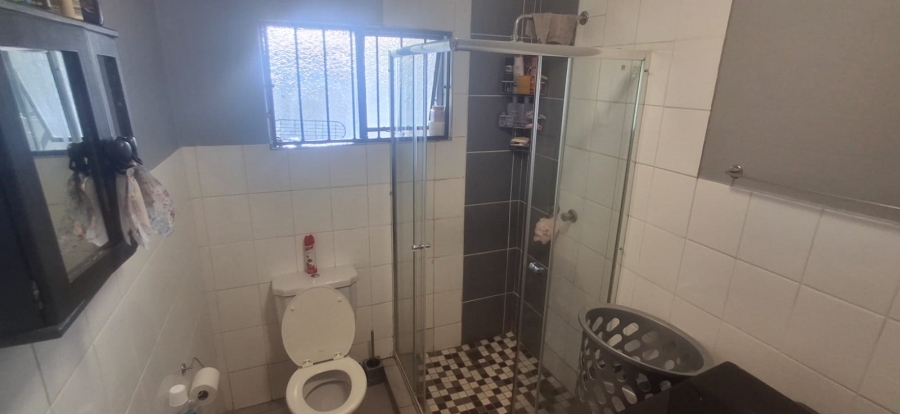 4 Bedroom Property for Sale in Rietfontein Gauteng