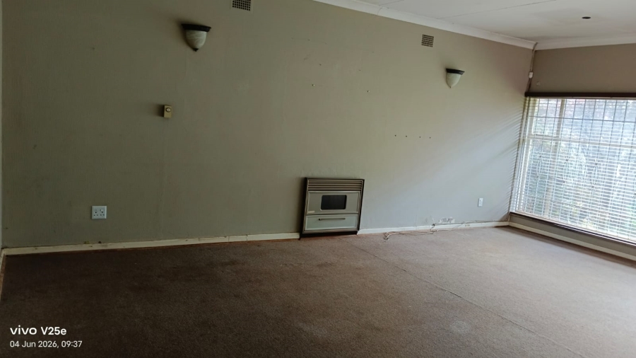 4 Bedroom Property for Sale in Strubenvale Gauteng
