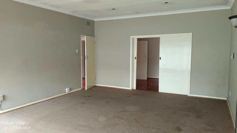 4 Bedroom Property for Sale in Strubenvale Gauteng