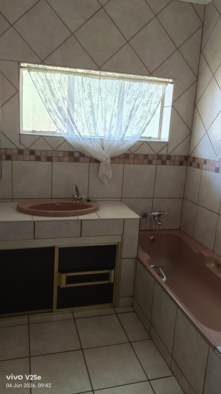 4 Bedroom Property for Sale in Strubenvale Gauteng