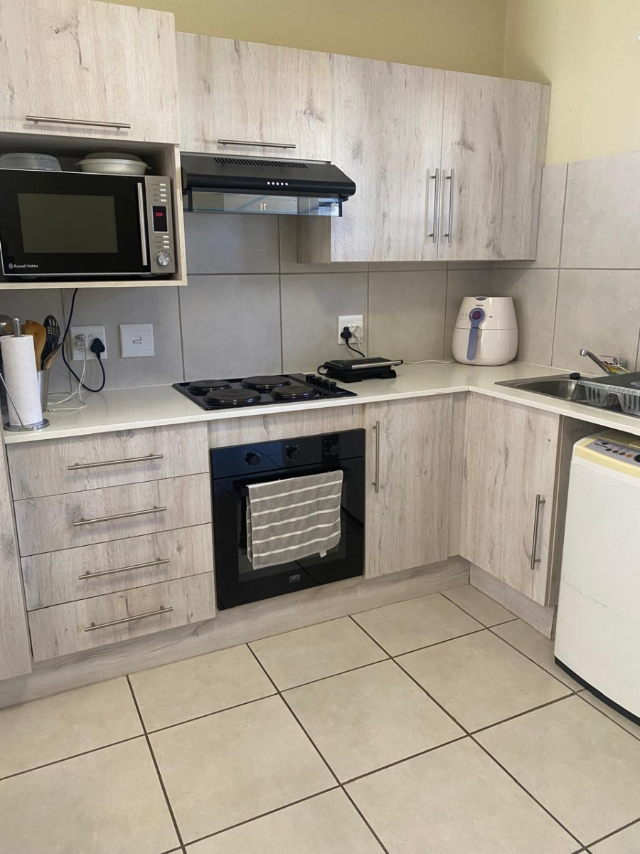 To Let 2 Bedroom Property for Rent in Brentwood Gauteng