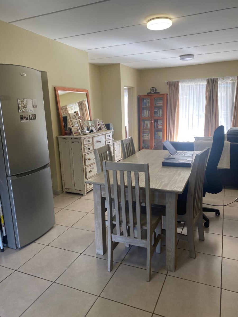 To Let 2 Bedroom Property for Rent in Brentwood Gauteng
