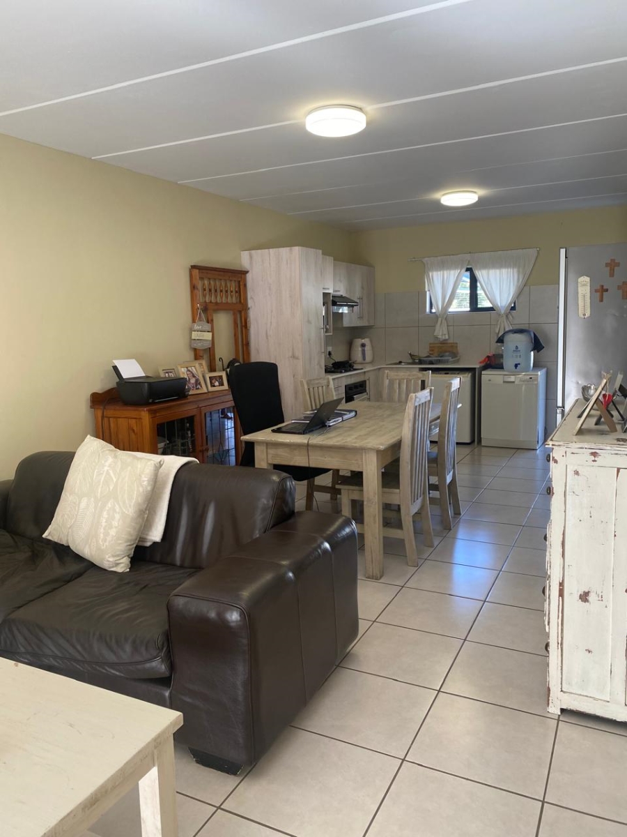 To Let 2 Bedroom Property for Rent in Brentwood Gauteng