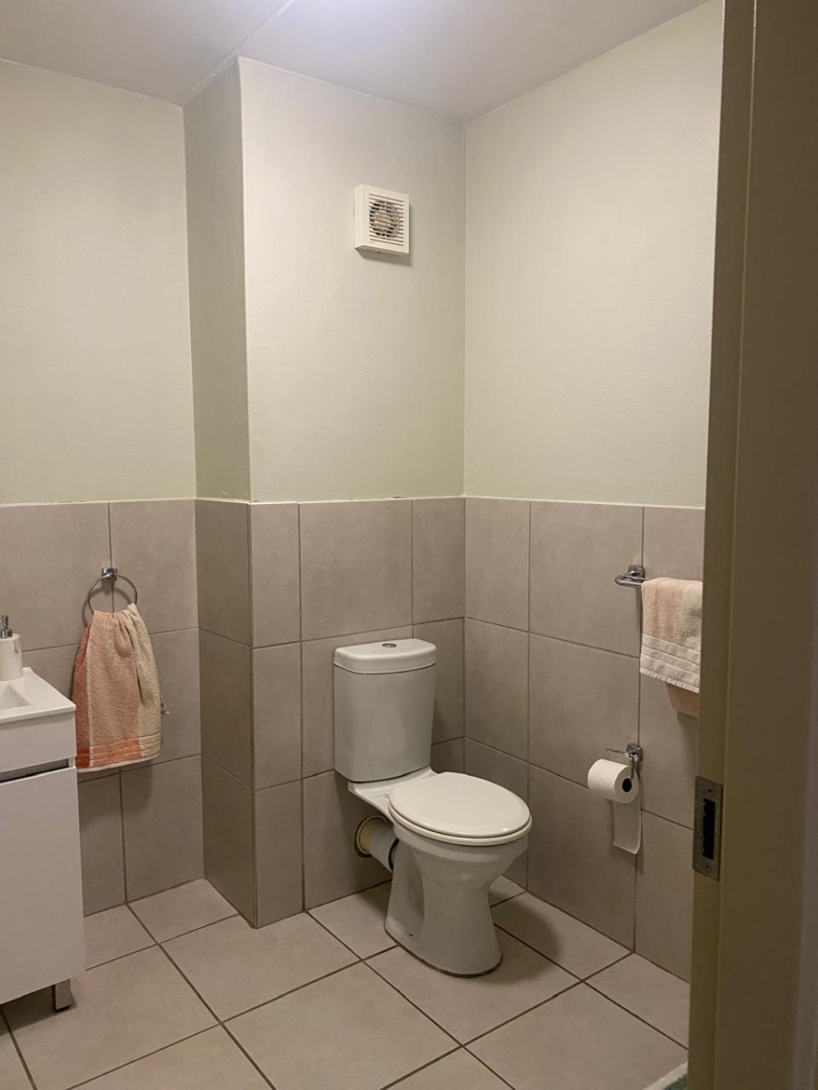 To Let 2 Bedroom Property for Rent in Brentwood Gauteng