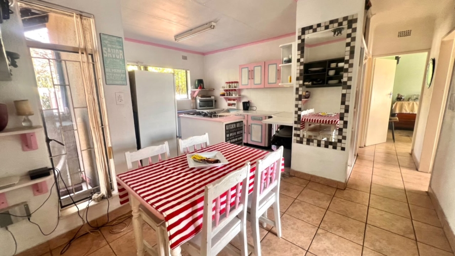 3 Bedroom Property for Sale in Crystal Park Gauteng