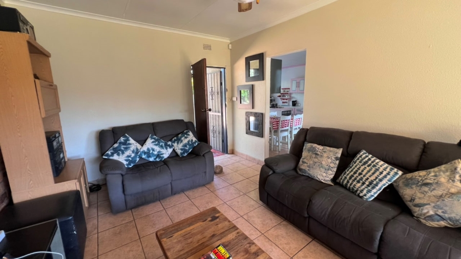 3 Bedroom Property for Sale in Crystal Park Gauteng