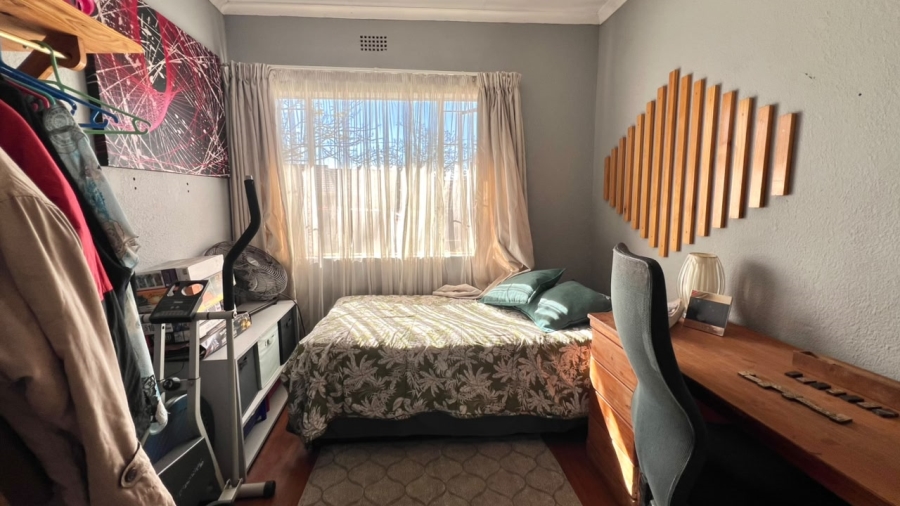 3 Bedroom Property for Sale in Crystal Park Gauteng