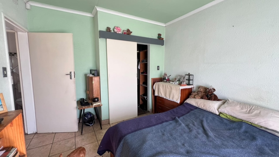 3 Bedroom Property for Sale in Crystal Park Gauteng