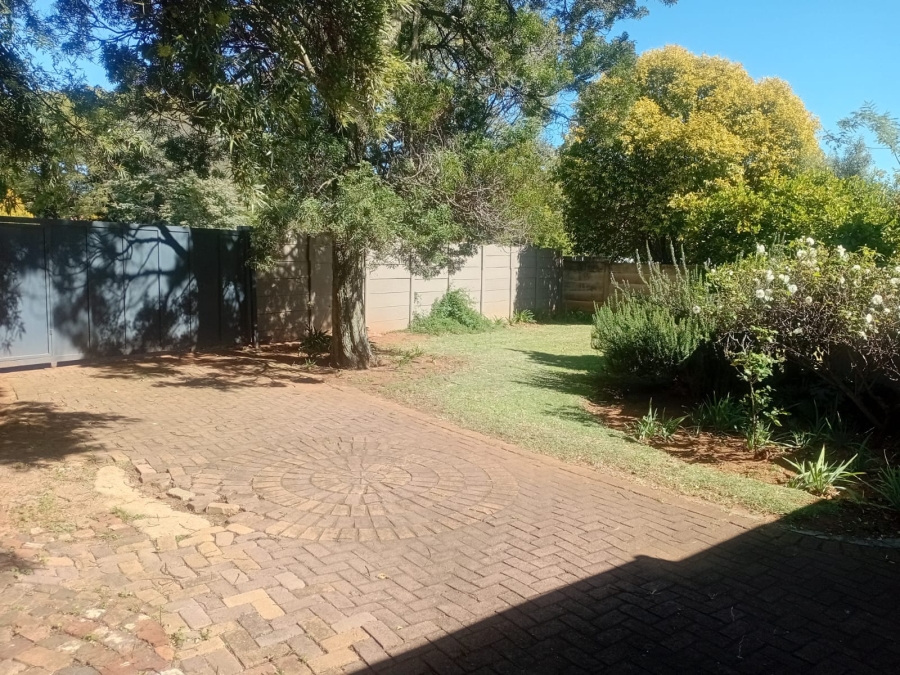 3 Bedroom Property for Sale in Crystal Park Gauteng
