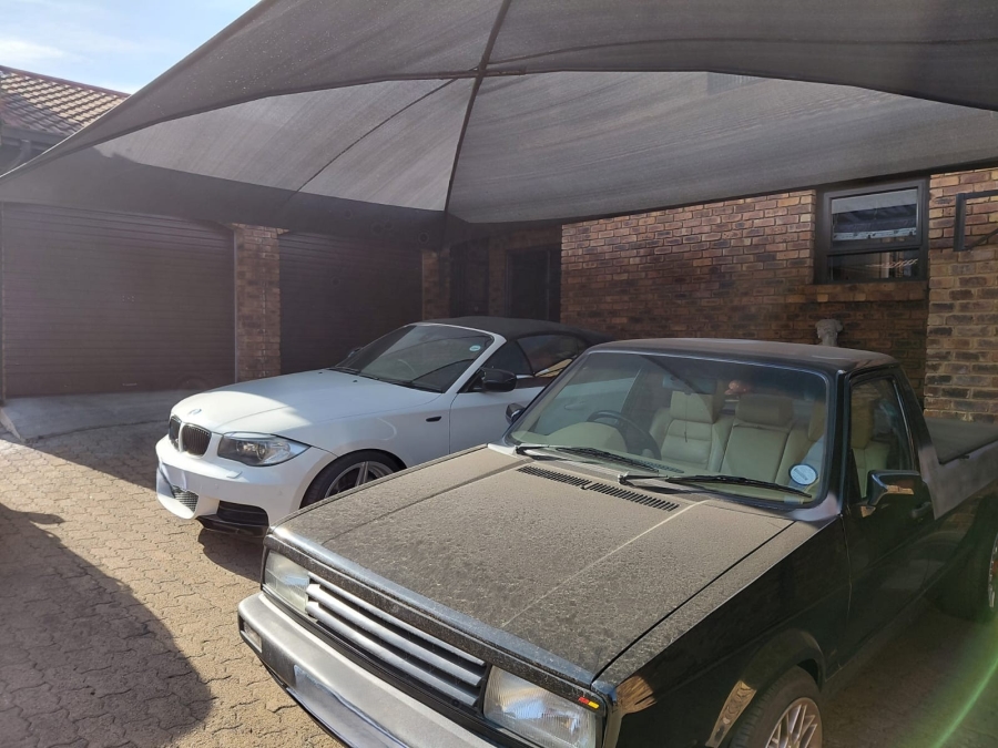 4 Bedroom Property for Sale in Benoni Central Gauteng