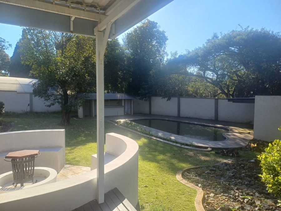 To Let 4 Bedroom Property for Rent in Waterkloof Ridge Gauteng